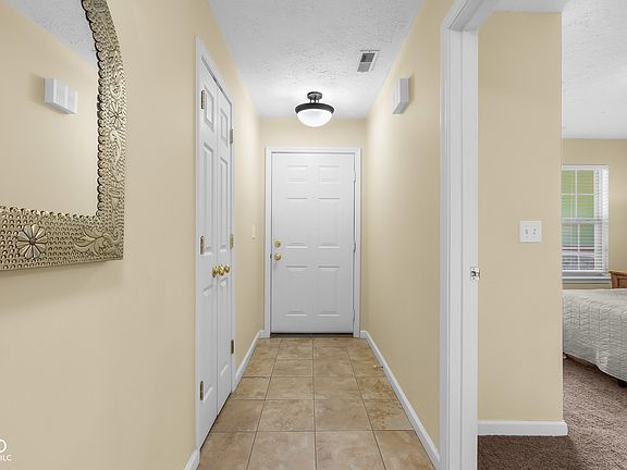 5th image of 2375 Fairway Dr #306