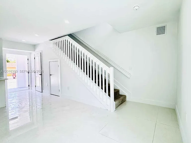 8005 NW 14th Ct — Photo 3