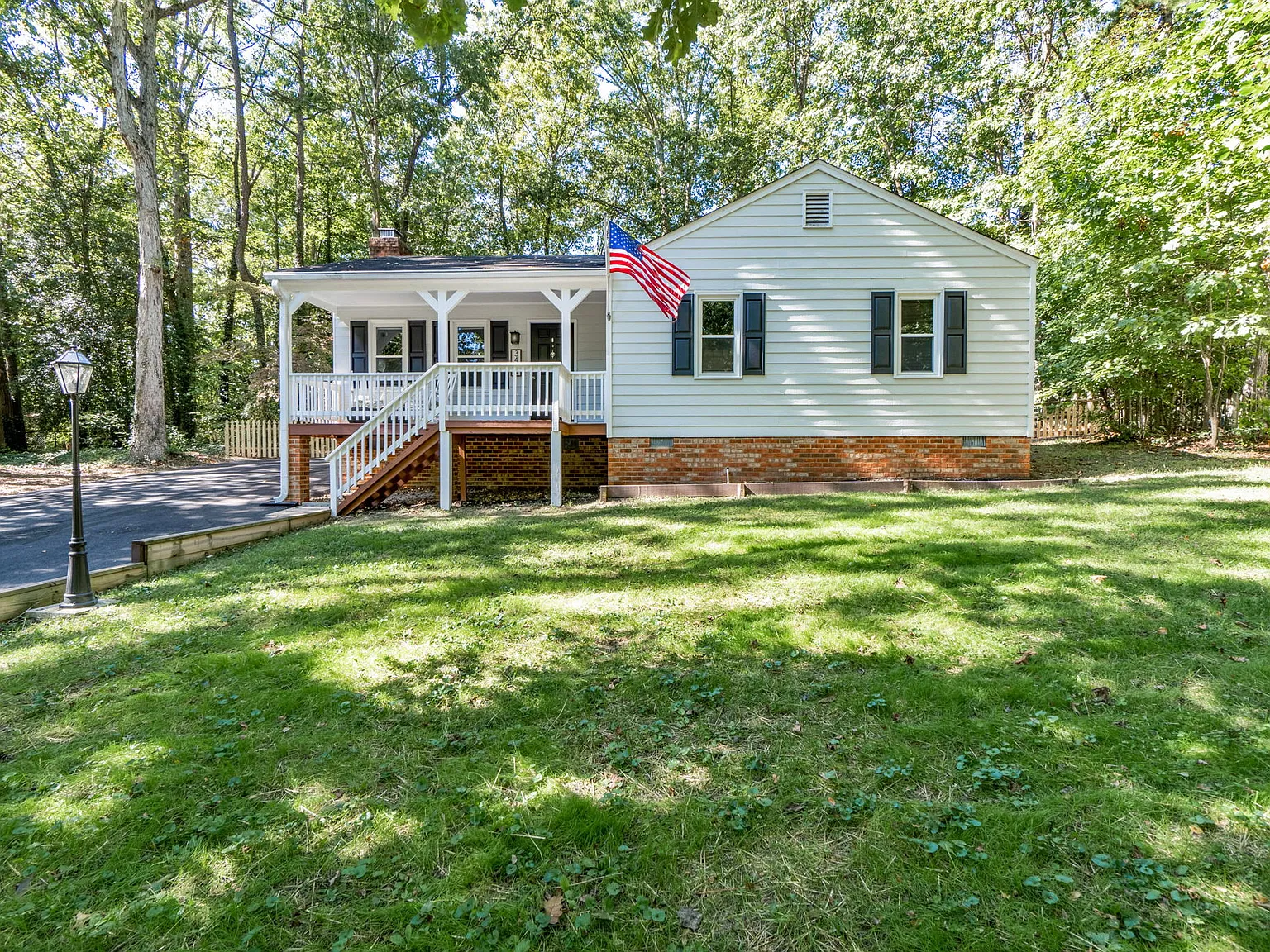 3434 Castlebury Drive - 1 — Photo 2
