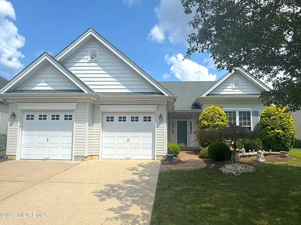 8 Inverness Lane, Jackson, NJ 08527