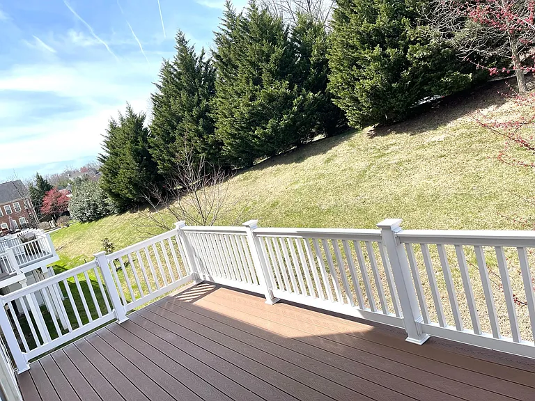 1560 Rutland Way — Photo 10
