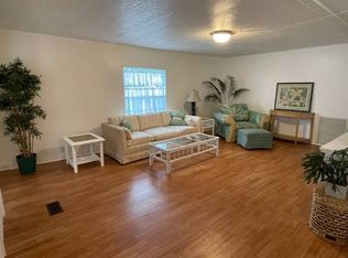 15666 49th St N #1075, Clearwater, FL 33762