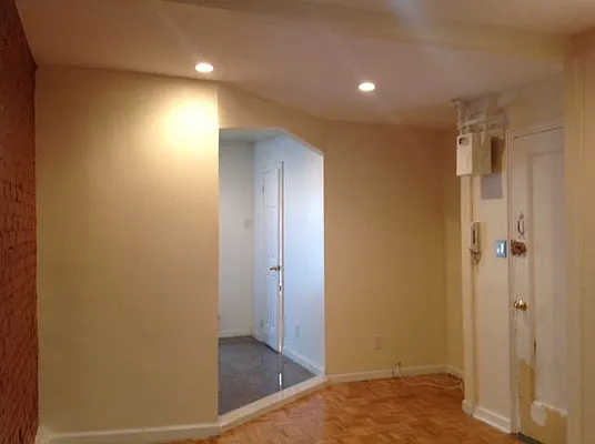 Rented by AD Real Estate Investors | media 9