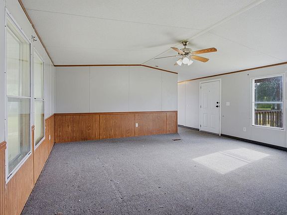 4th image of 1107 Idlebrook Dr