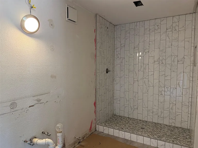 1311 Antoine Dr #219 — Photo 22