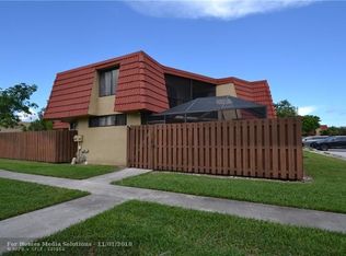 22934 Oxford Pl APT D, Boca Raton, FL 33433