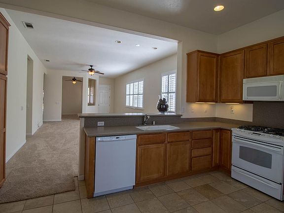 5th image of 19477 Tor Hill Ln