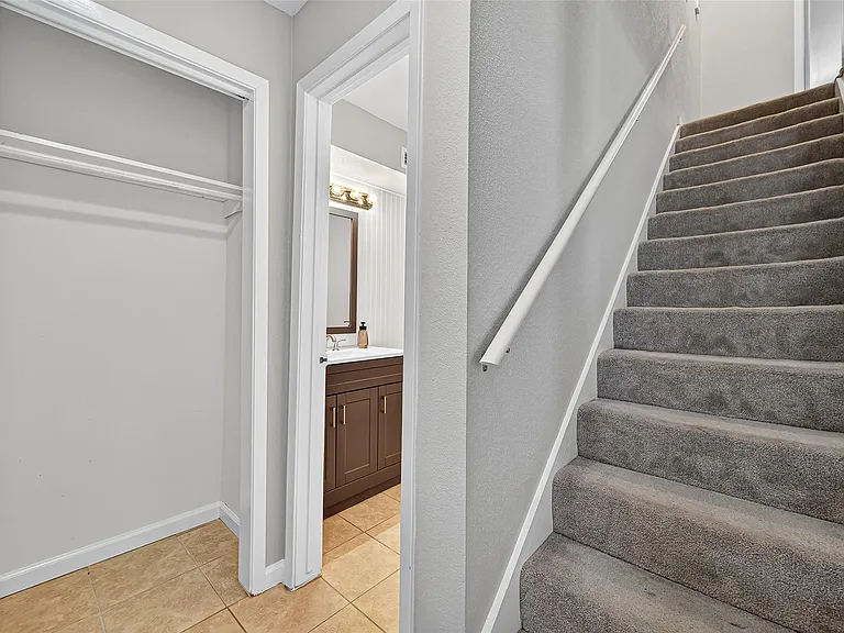 4064 Belle Park Dr #4064 — Photo 9