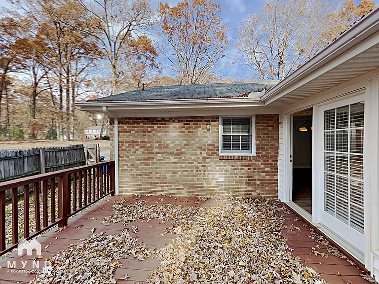 511 Andover Rd — Photo 16