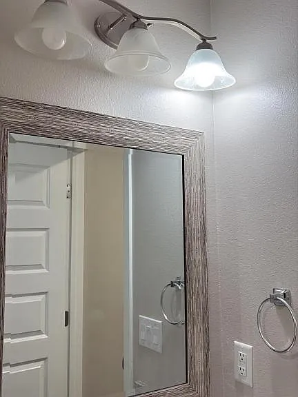 1425 Alta Vista Dr #4 — Photo 4
