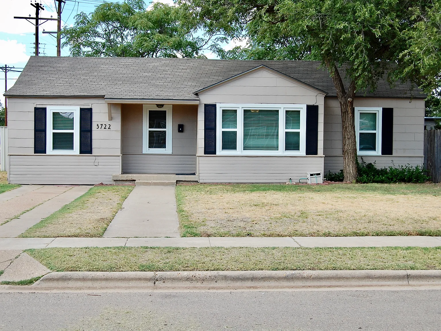 3 bed, 1258 sqft, $1,650 — Photo 1