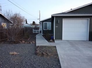 320 NW Fir Ave, Redmond, OR 97756