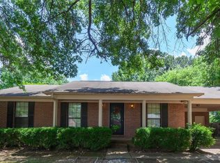 448 W University Pkwy, Jackson, TN 38305