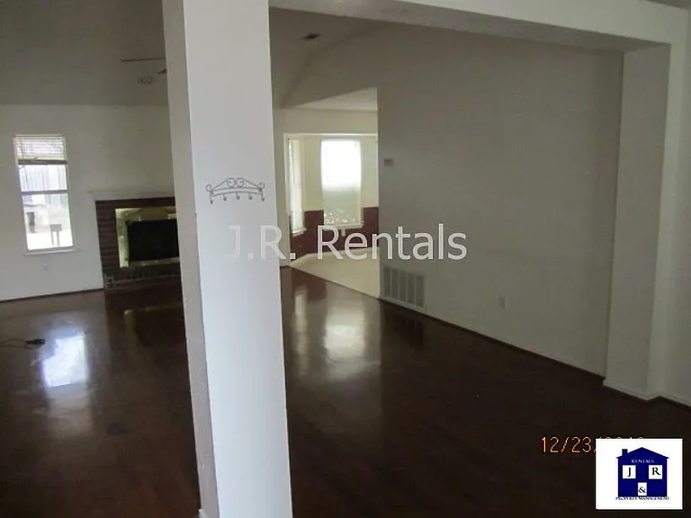 3615 Coral Bay Ln — Photo 17
