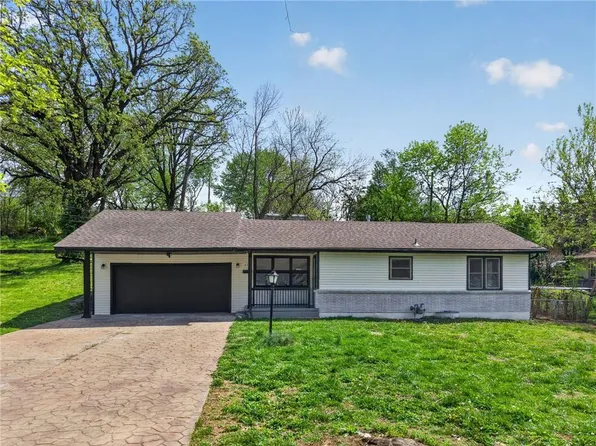 415 N 31st St, Kansas City, KS 66102