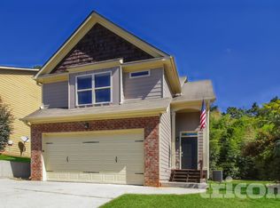 10 Carriage Hills Dr SE, Cartersville, GA 30121