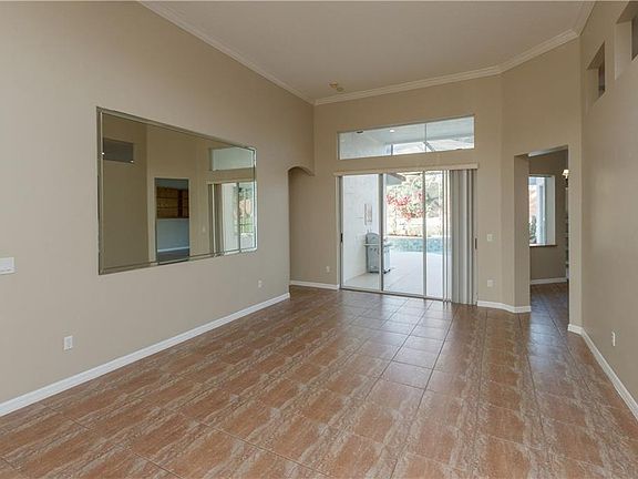 5th image of 8836 Oak Landings Ct