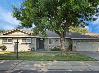 1127 Edgewood Dr, Lodi, CA 95240