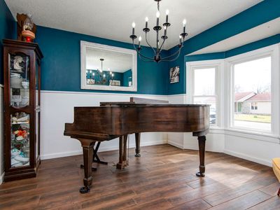 1711 W Whiteside Street, Springfield, MO, 65807