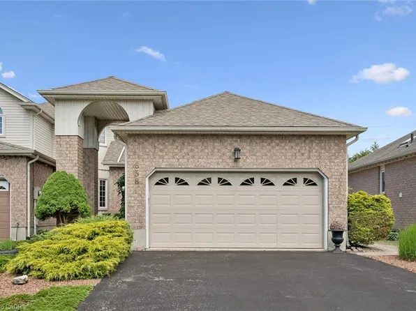 658 Ellesmere Ct, Waterloo, ON N2V 2H4