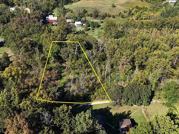 3rd image of 1590B Waynesboro Pike