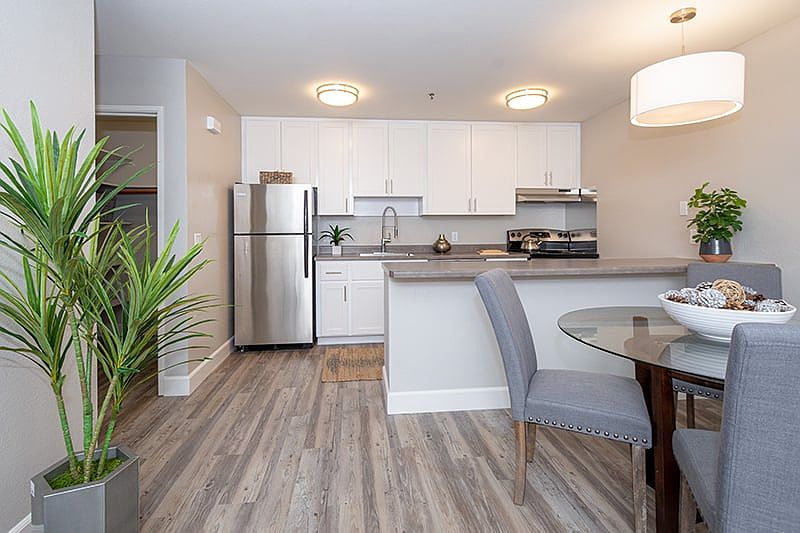 1st image of 400 Longbrook Way #800-170