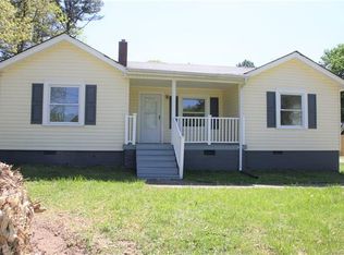 216 Tomberlin Rd, Mount Holly, NC 28120