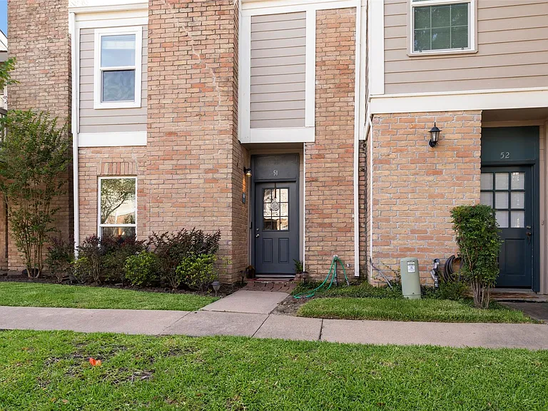 11710 Southlake Dr #51 — Photo 3