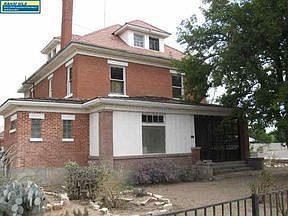 2nd image of 403 W Pine St