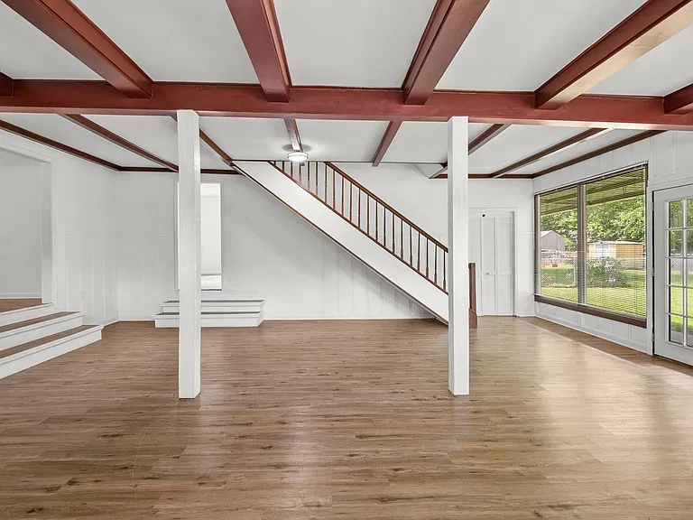 8327 Bonner Dr — Photo 27