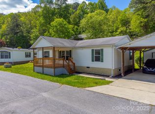 314 Chickamauga Cir, Sylva, NC 28779