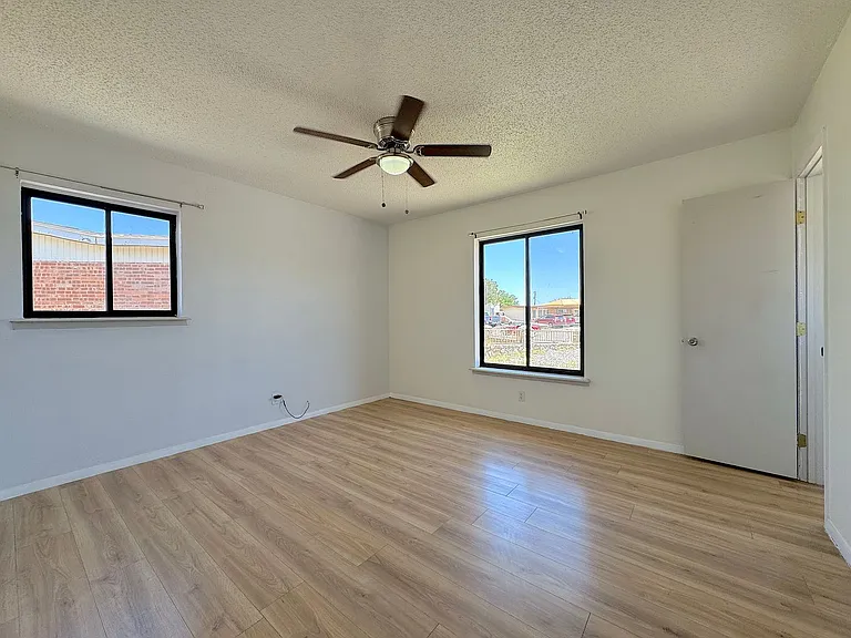 10617 Josie Pl — Photo 18