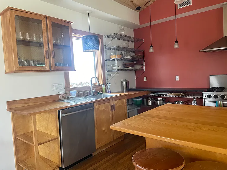 45 Jordan Rd — Photo 4