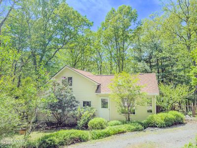 516 Lake Rd, Hawley, PA, 18428