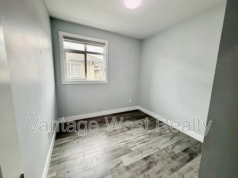 756 Glenwood Ave #2 — Photo 19