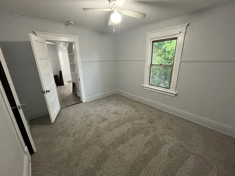 152 Elmwood Ave — Photo 4