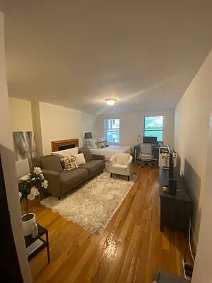 1st image of 44 E 63rd St #5BB