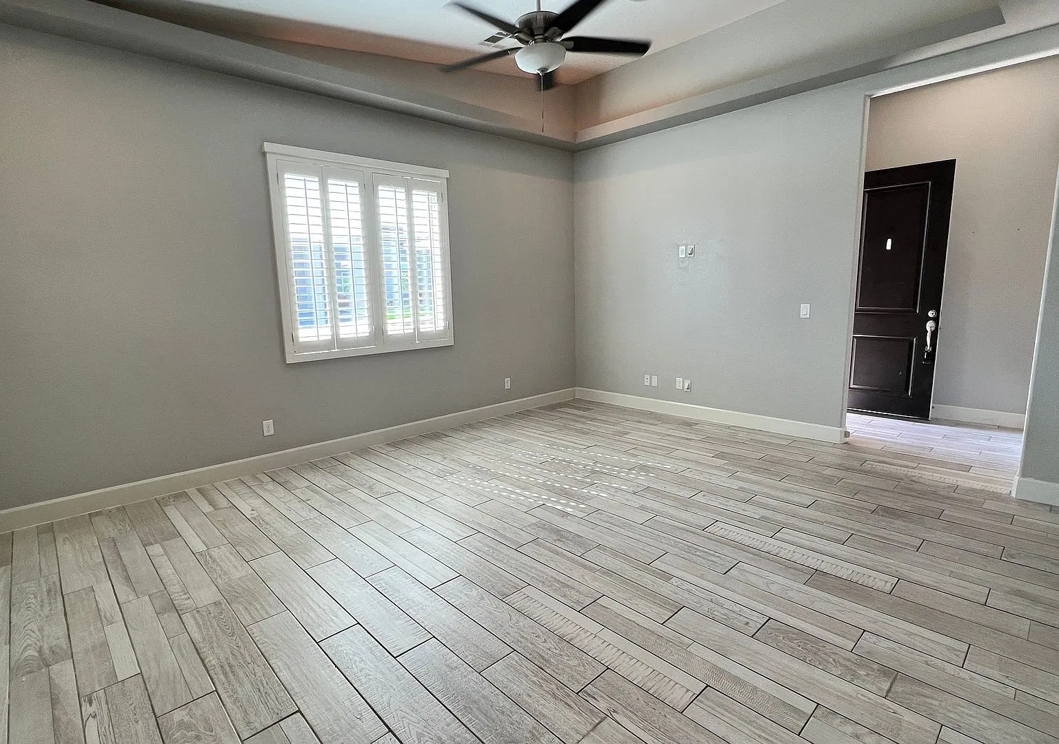 East Side 4 Bedroom Home — Photo 2