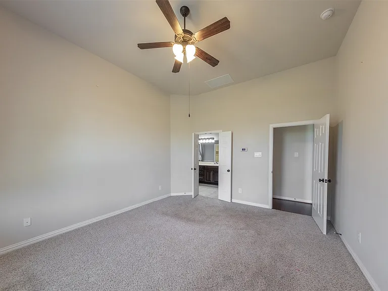 10406 Mossback Pine Rd — Photo 13