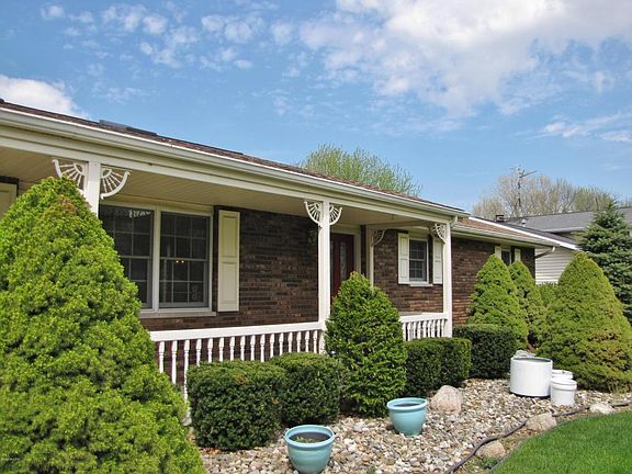 4th image of 8716 Meadowlark Ln