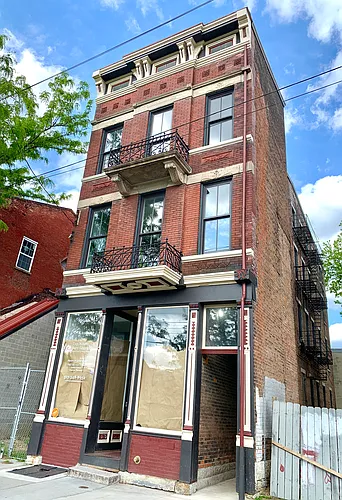 1612 Elm St #4R Photo 1
