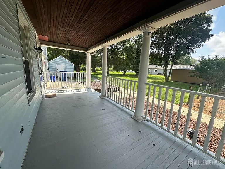 6 Public Rd #2 — Photo 2
