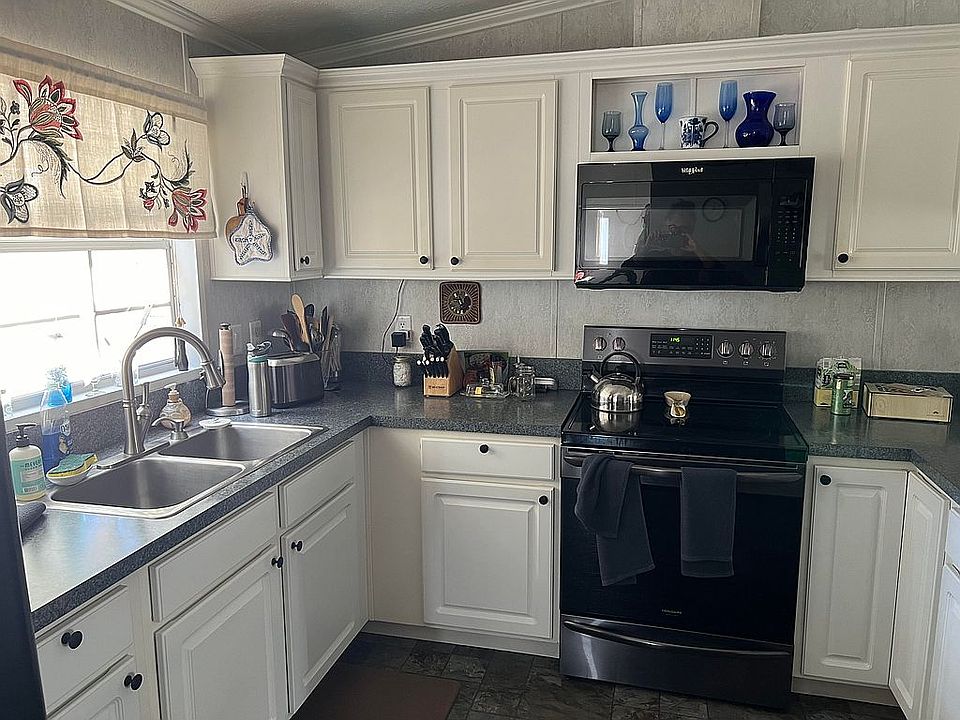 2nd image of 2160 NE 146th Ave