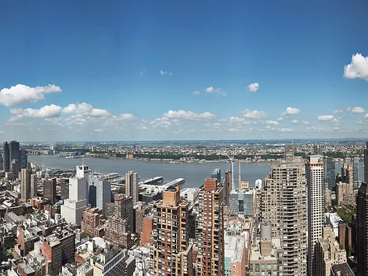 Sold by Sotheby's International Realty | media 6