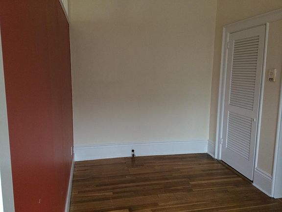 3rd image of 233 Collette St #1