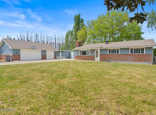 13701 Douglas Rd, Yakima, WA 98908