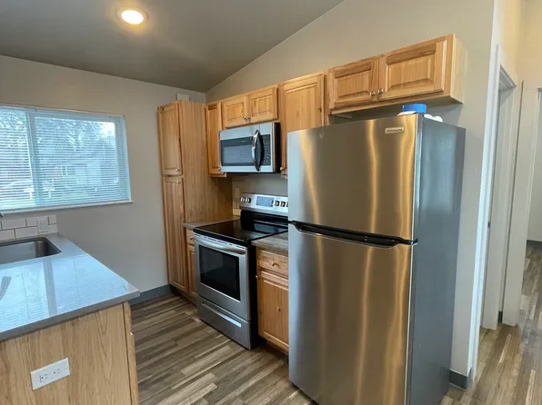 1917 W 31st St #1, Vancouver, WA 98660