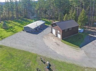 120 N Lake Grove Rd, Camano Island, WA 98282