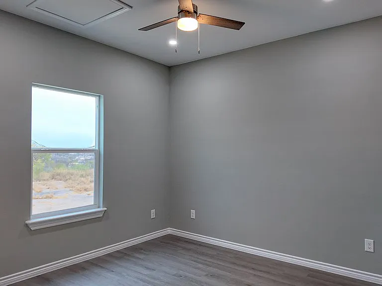 416 J R Rodriguez Cir — Photo 20