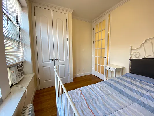 Rented by Oxford Property Group | media 12